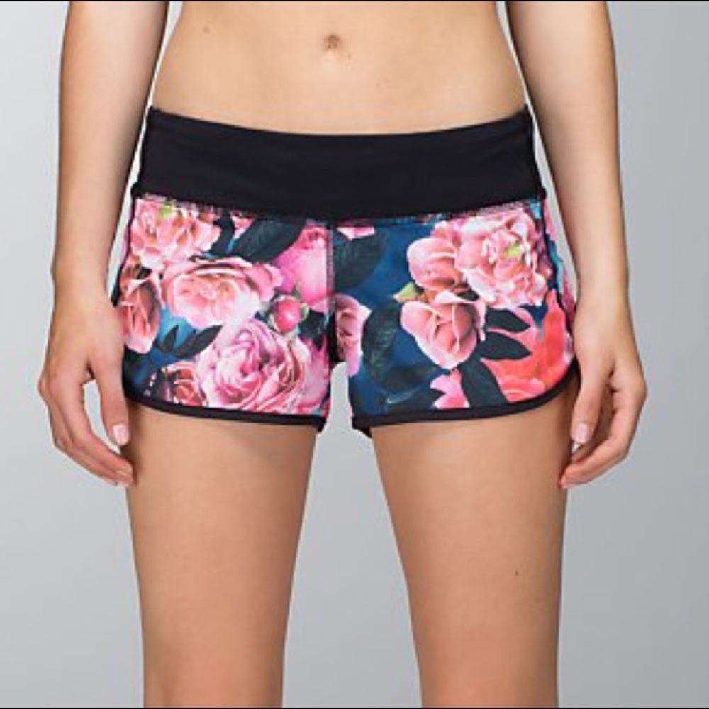 Lululemon short